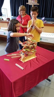 atelier de jeux en bois pour la foire agricole