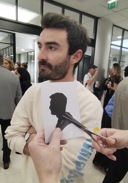 Silhouettiste agen assemblee générale
