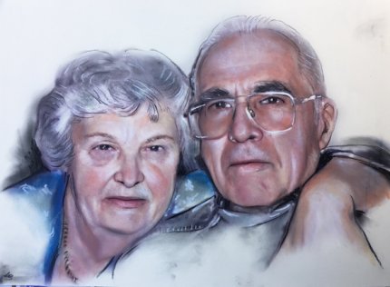portrait couleur pastel et fusain par un dessinateur portraitiste caricaturiste professionnel