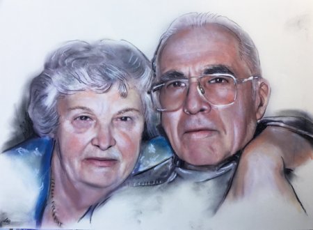 portrait couleur dessin au pastel et fusain par un portraitiste professionnel pour offrir à un anniversaire