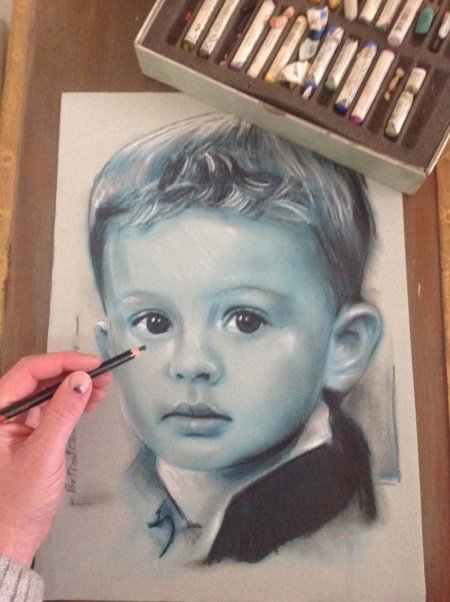 commander_un_portrait_dessin_sur_photo_d_un_proche_enfant_ami_animal